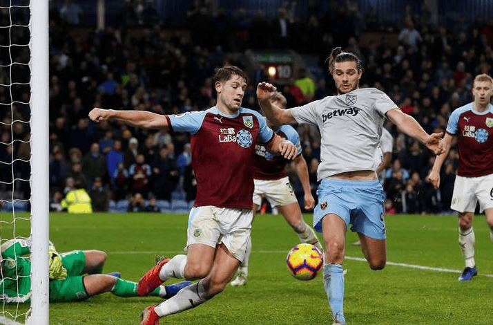 开云体育入口-伯明翰城客场不敌，遗憾失利